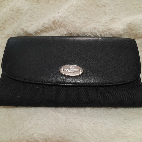 Coach Black Wallet with Silver Logo - Picture 1 of 10